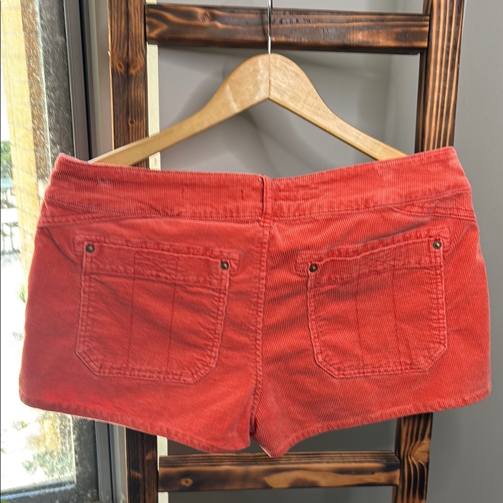 Pilcro Coral Corduroy  Shorts Relaxed Fit - Picture 4 of 7
